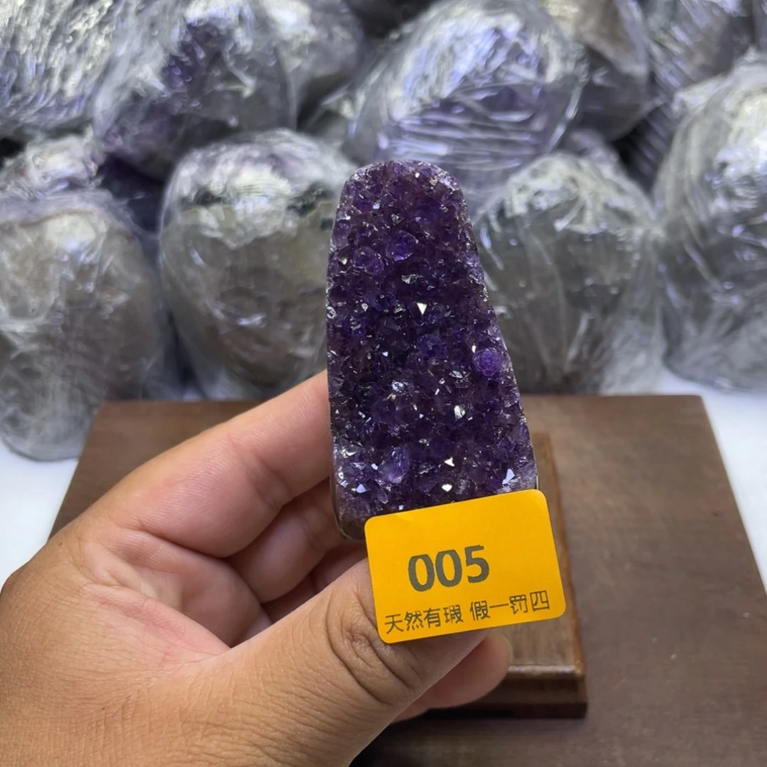 未镶嵌水晶大型摆件（非配饰）