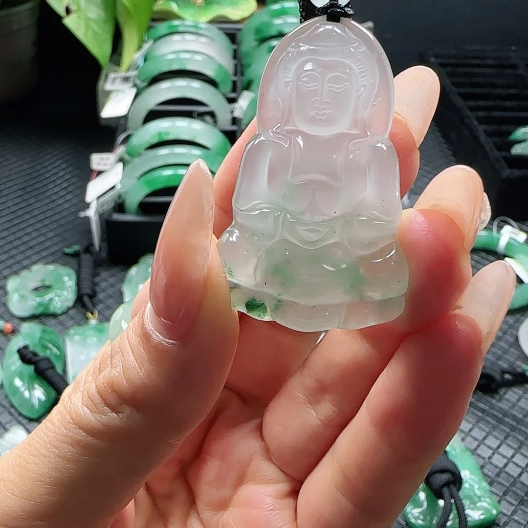 石英质玉（非洲翠）吊坠未镶嵌