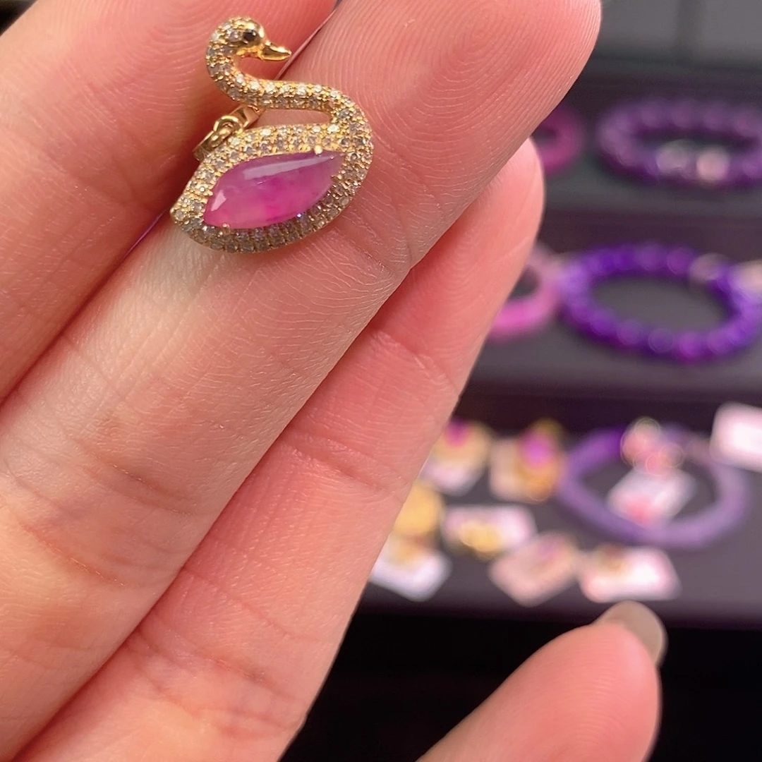 18K金镶嵌苏纪石（舒俱来）吊坠(不含链)