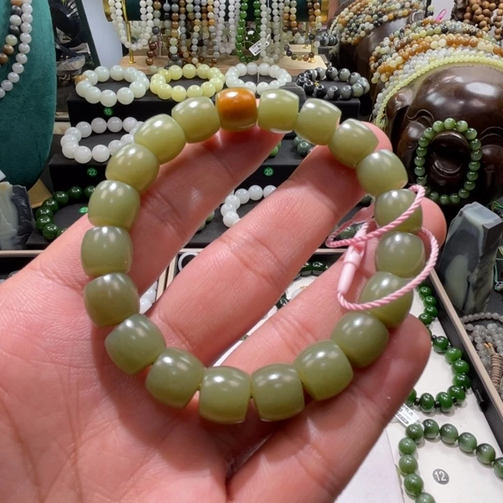 手链未镶嵌和田玉沙枣青卡11浅色