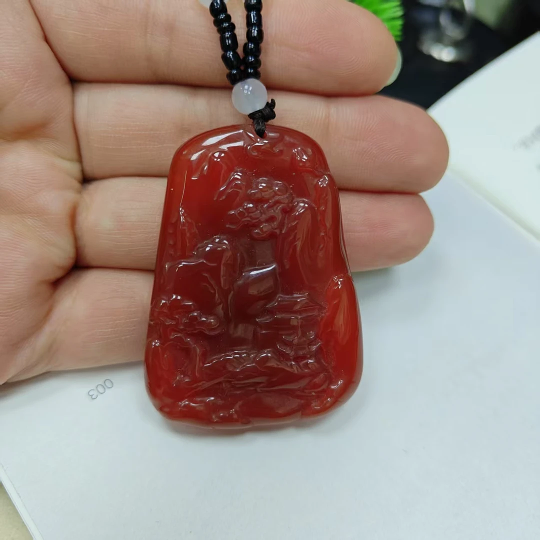 天然牛血红玉石玛瑙山水牌吊坠