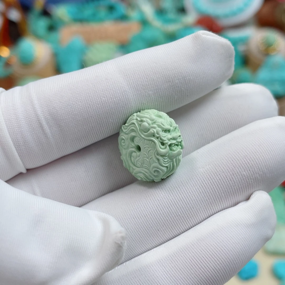 绿松石未镶嵌珠宝奇石