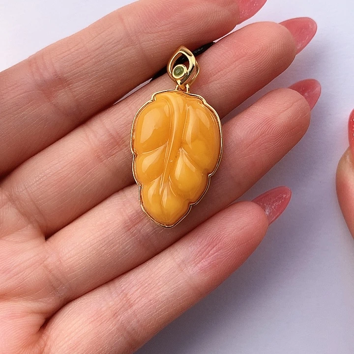 蜜蜡颈饰未镶嵌吊坠