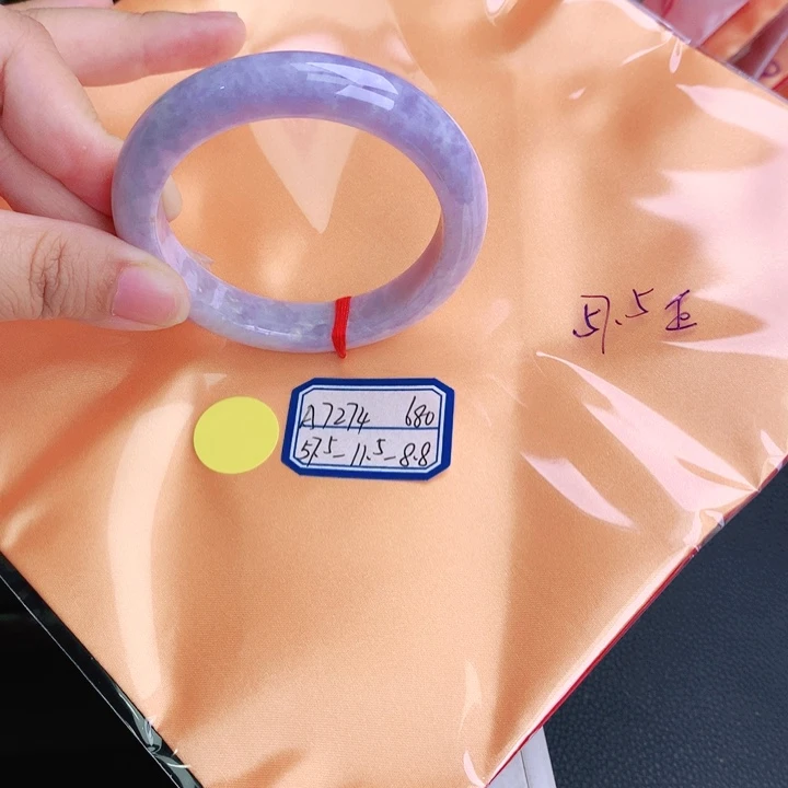 翡翠手镯未镶嵌缅甸翡翠