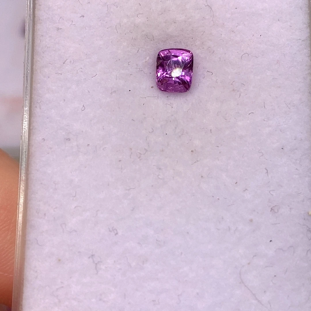 蓝宝石裸石彩色蓝宝石