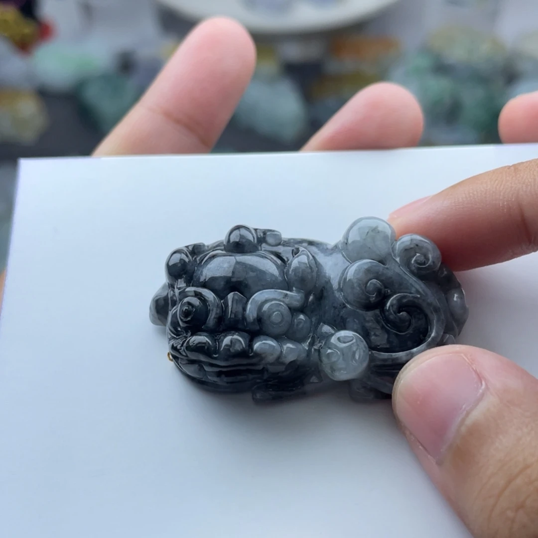 颈饰未镶嵌翡翠貔貅
