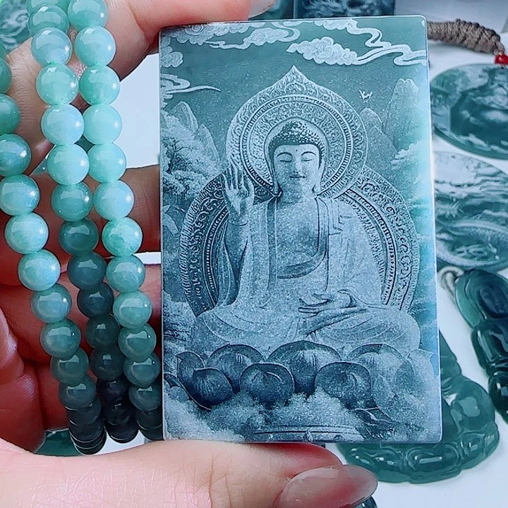 翡翠未镶嵌颈饰  多样性发货天然的A货翡翠