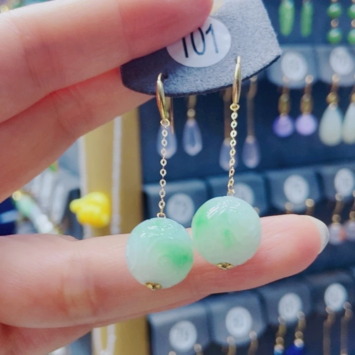 翡翠18K金镶嵌耳饰