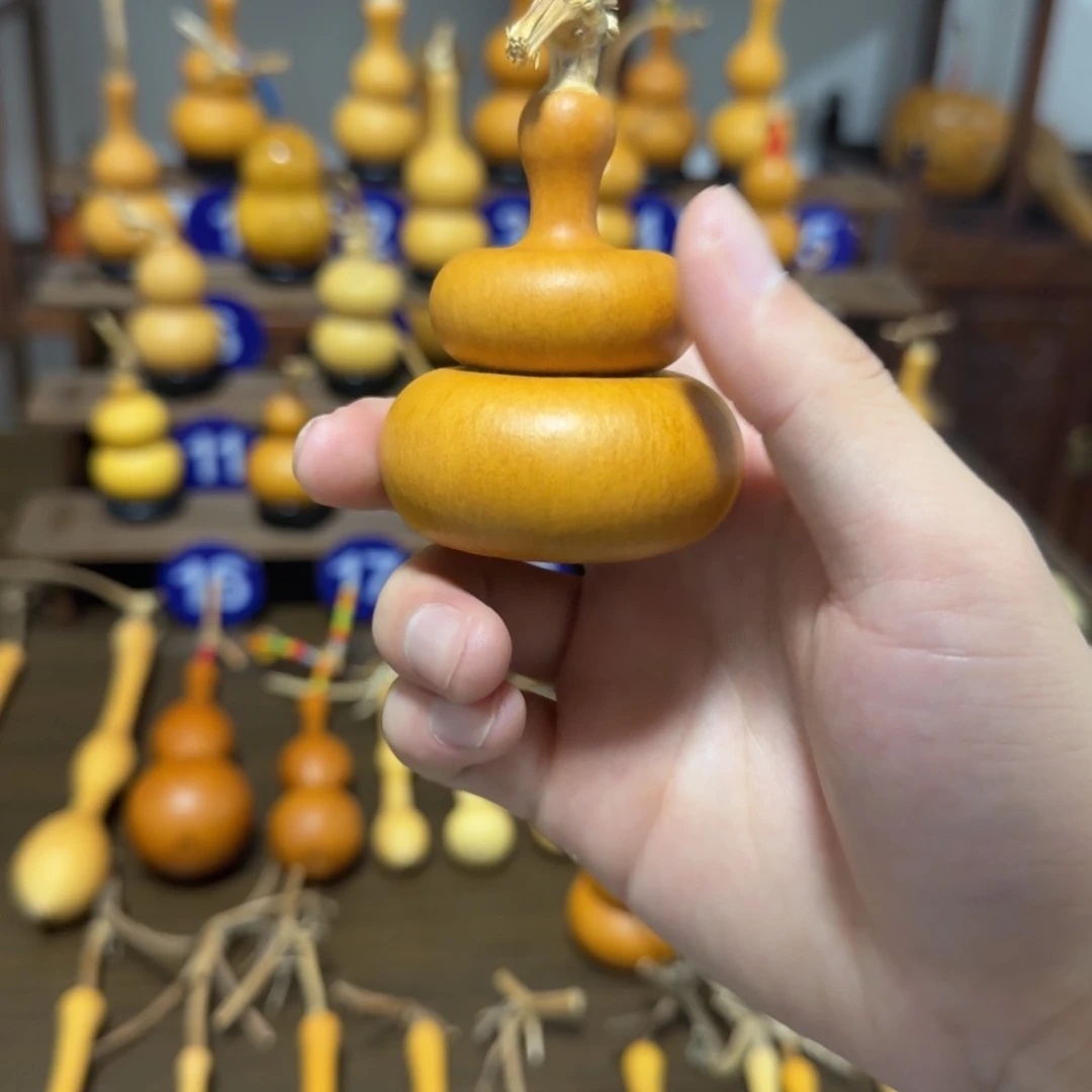 C***o精品钱袋老皮周正