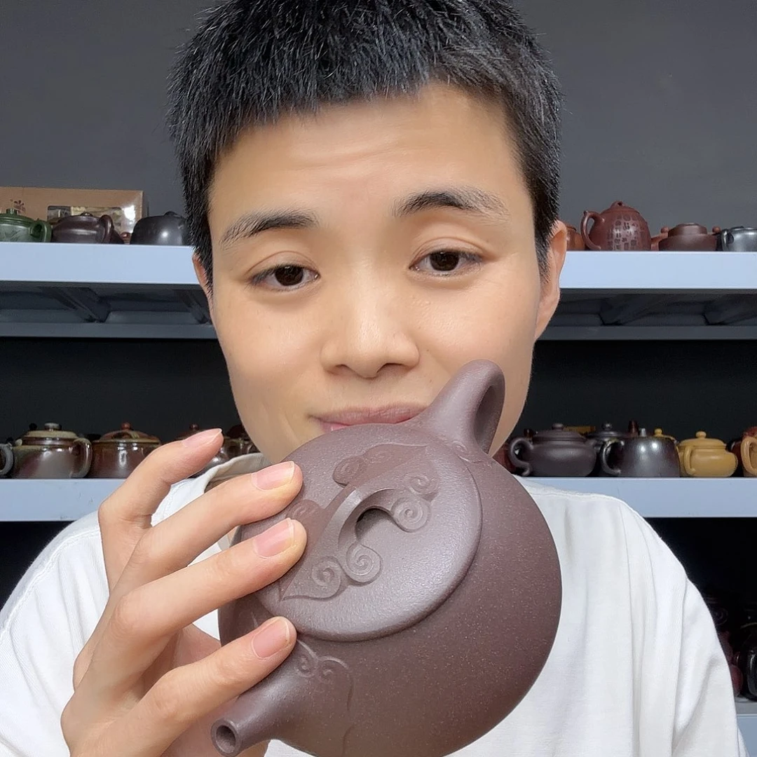 茶壶底槽青民间手艺人全手工制作