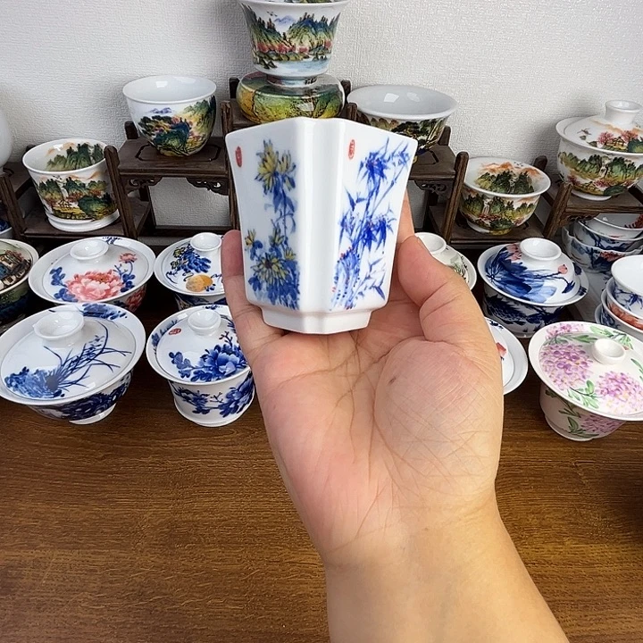 忠意堂釉下彩四方杯微瑕不退