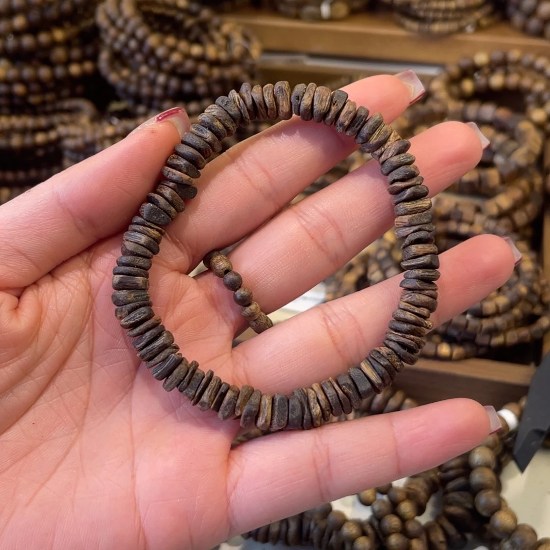 沉香卡7沉水级碎银单圈7.6克