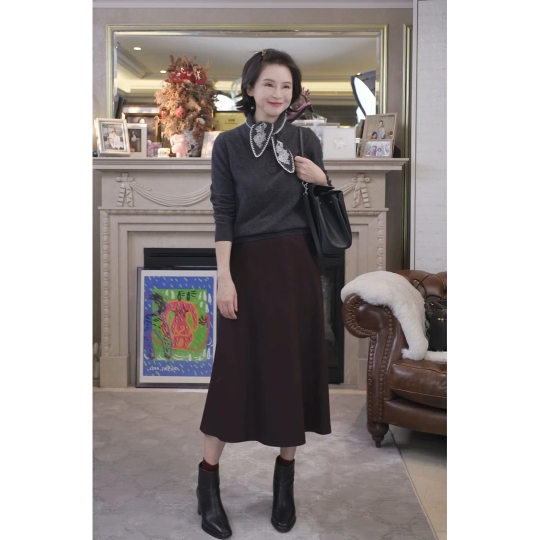 我是摩羯 小领结 澳洲美丽诺100绵羊毛蝴蝶飘带绣花针织衫