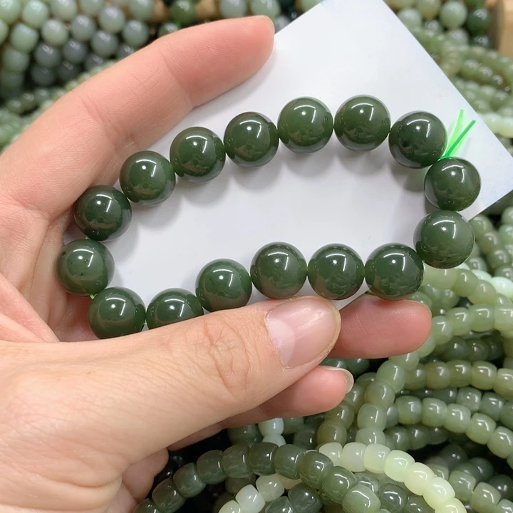 和田玉未镶嵌珠宝奇石