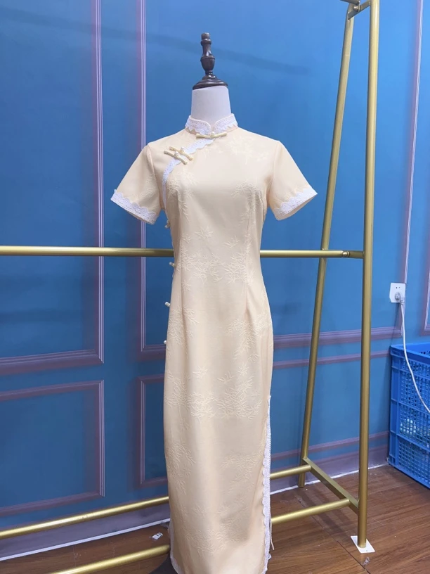 V-2850 鹅黄 瑞世软网提花复合 夏款年轻款改良旗袍120cm长款