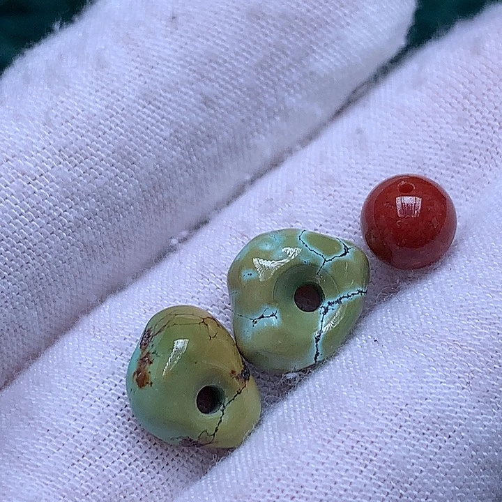 南红玛瑙未镶嵌珠宝奇石