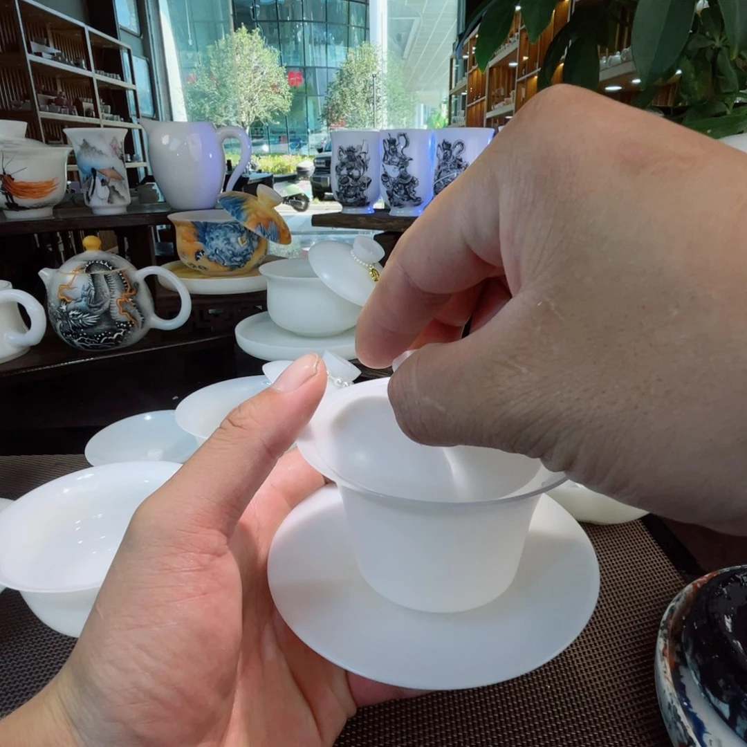 星***、手绘的小卡和小图都好好看啊呜呜好