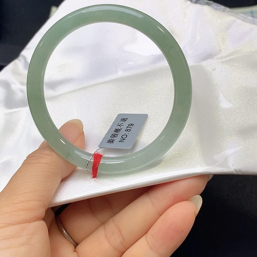 翡翠未镶嵌手镯（圆镯）53