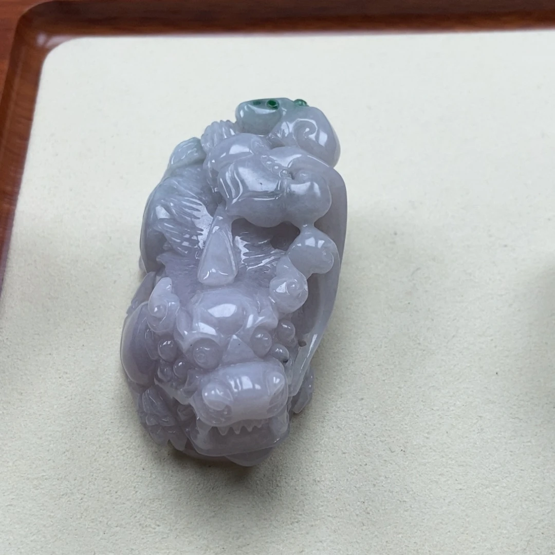 颈饰未镶嵌翡翠如意貔貅