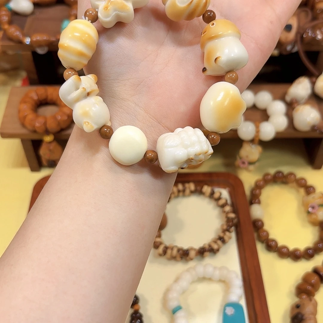 星月菩提吊坠多宝