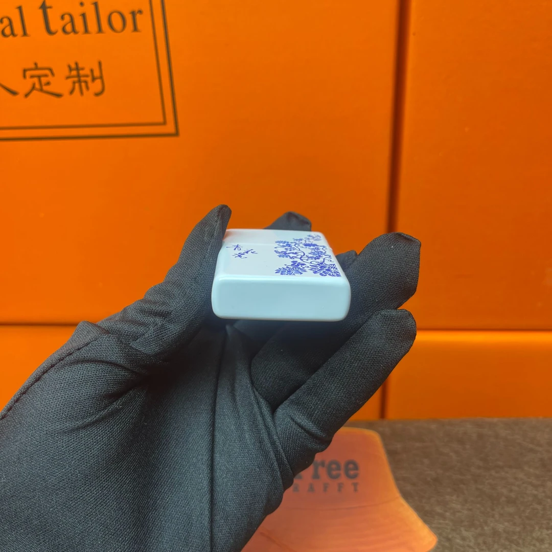煤油打火机青花瓷  裸机无油