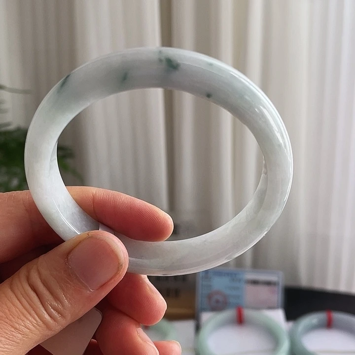 未镶嵌手镯翡翠成品
