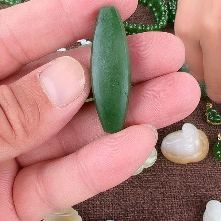 和田玉（碧玉）未镶嵌吊坠(不含链)