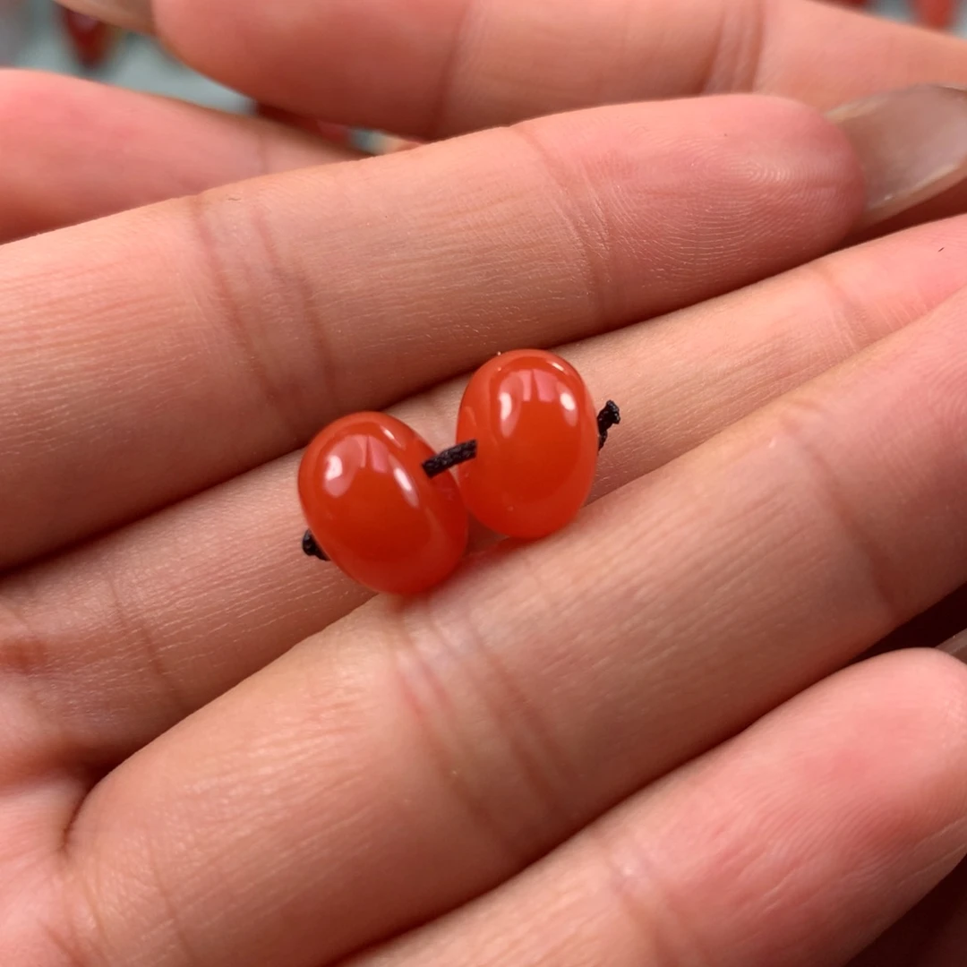 南红玛瑙配饰未镶嵌