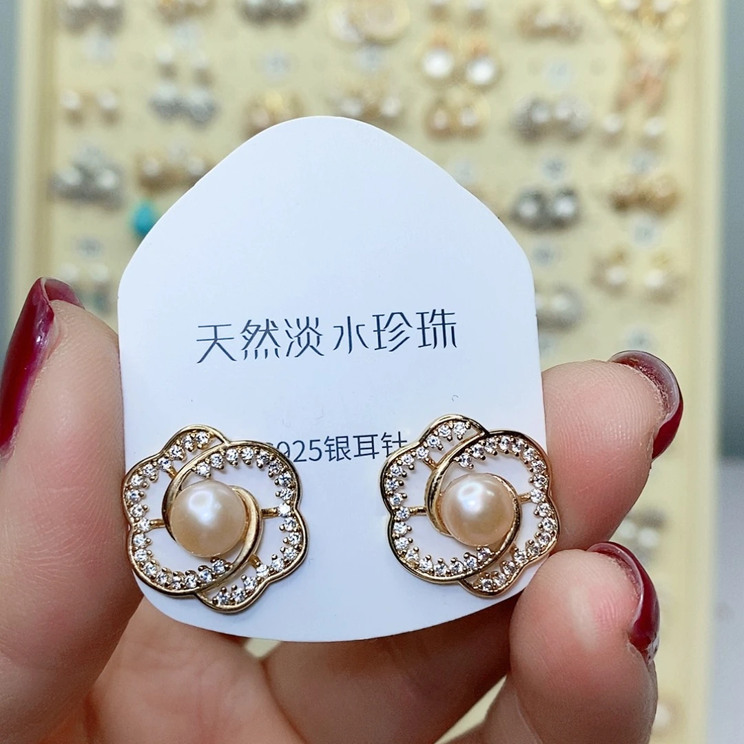 银S925镶嵌耳饰淡水珍珠