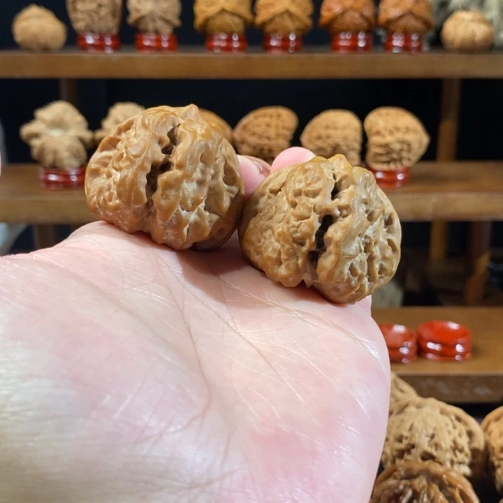 阿***。核桃手串/手链43*46蛤蟆头