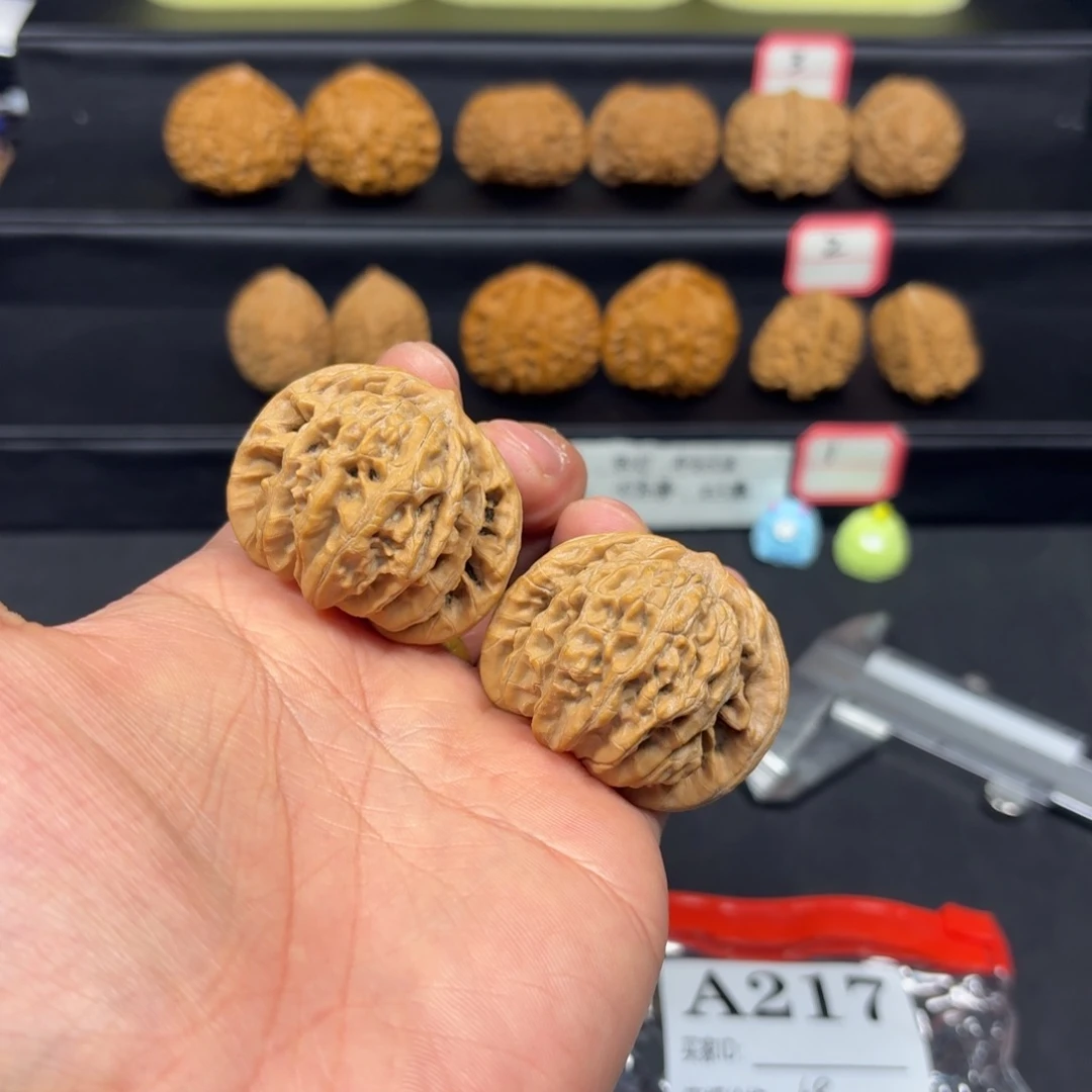 把件文玩核桃42盘龙虎头