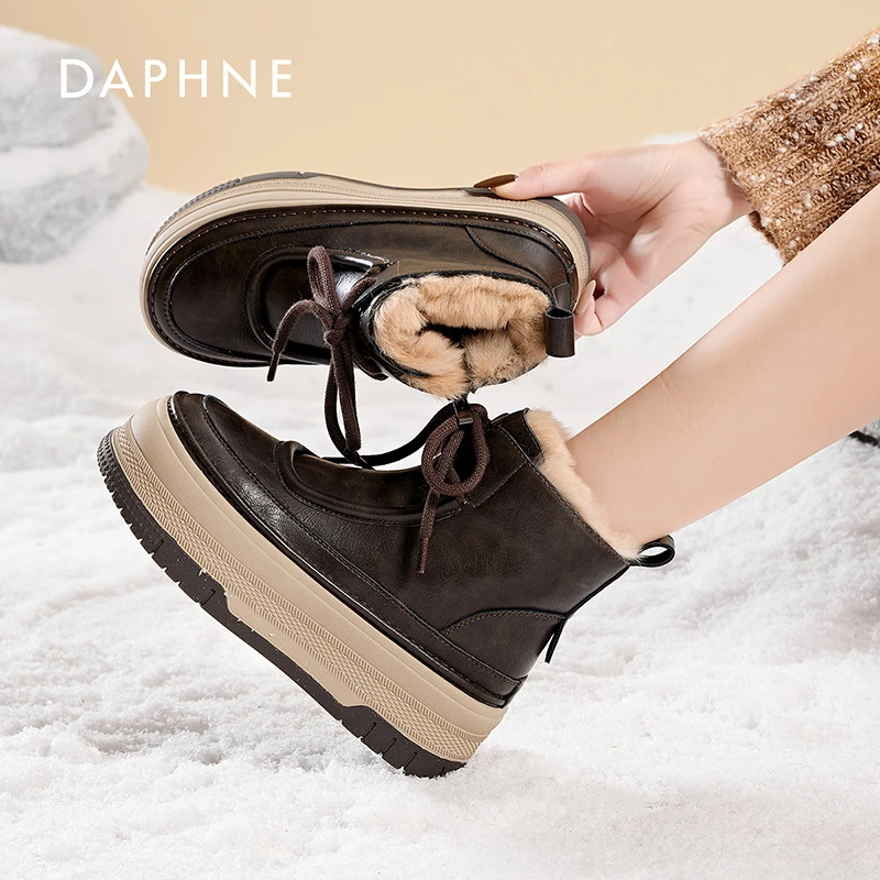 达芙妮厚底雪地靴女鞋2025年冬季新款加绒加厚保暖时尚复古马丁靴