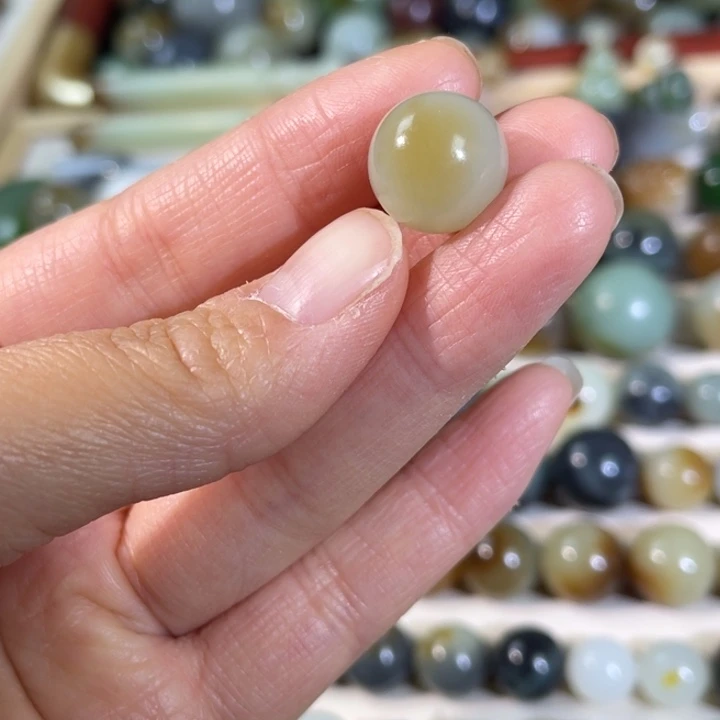 和田玉（糖玉）未镶嵌珠宝半成品14