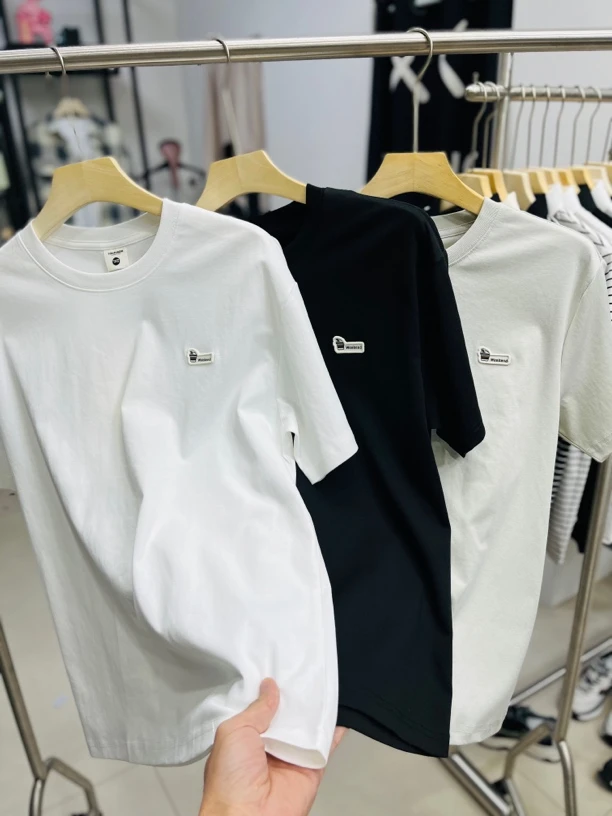 小可乐杯Weekend男士夏季圆领短袖简单大气时尚高品质百搭圆领T恤