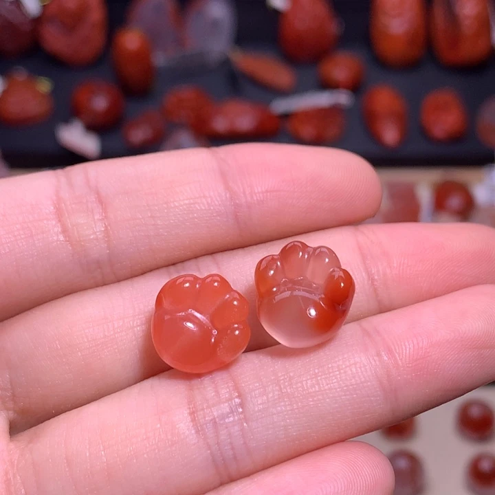 南红玛瑙未镶嵌珠宝半成品猫爪