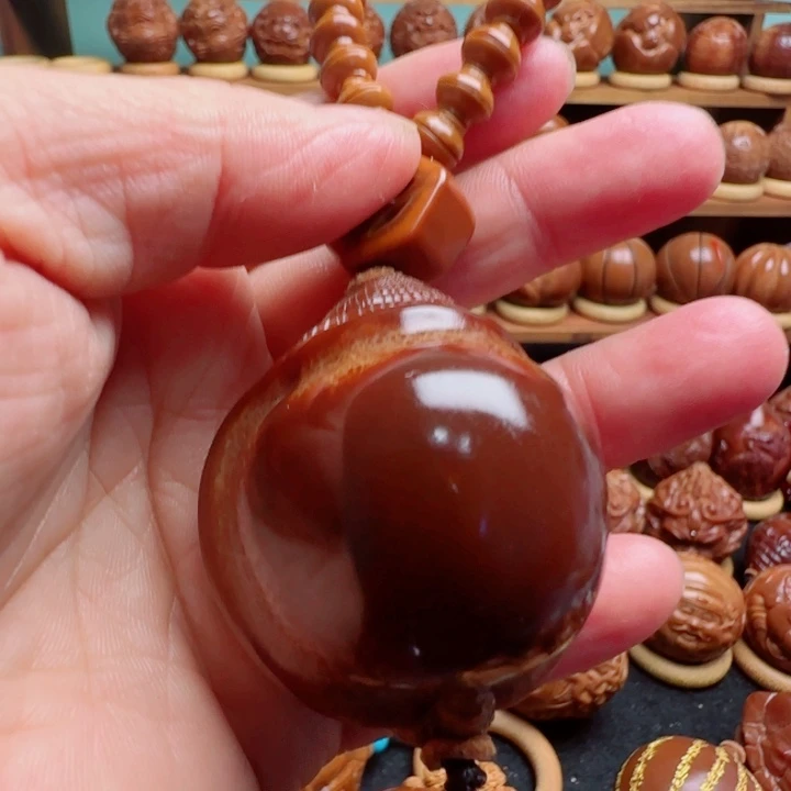 夜***光橄榄核手串/手链玉化龟