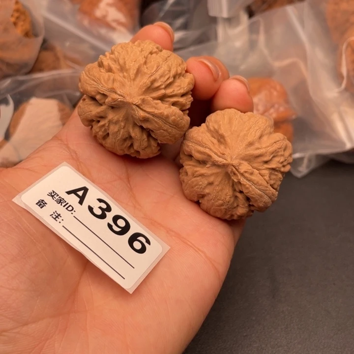 文玩核桃吊坠核桃