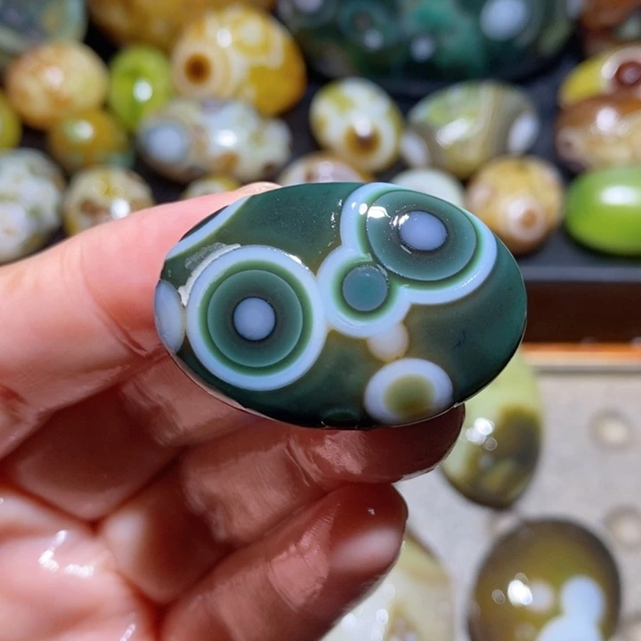 未镶嵌玛瑙/玉髓珠宝半成品142