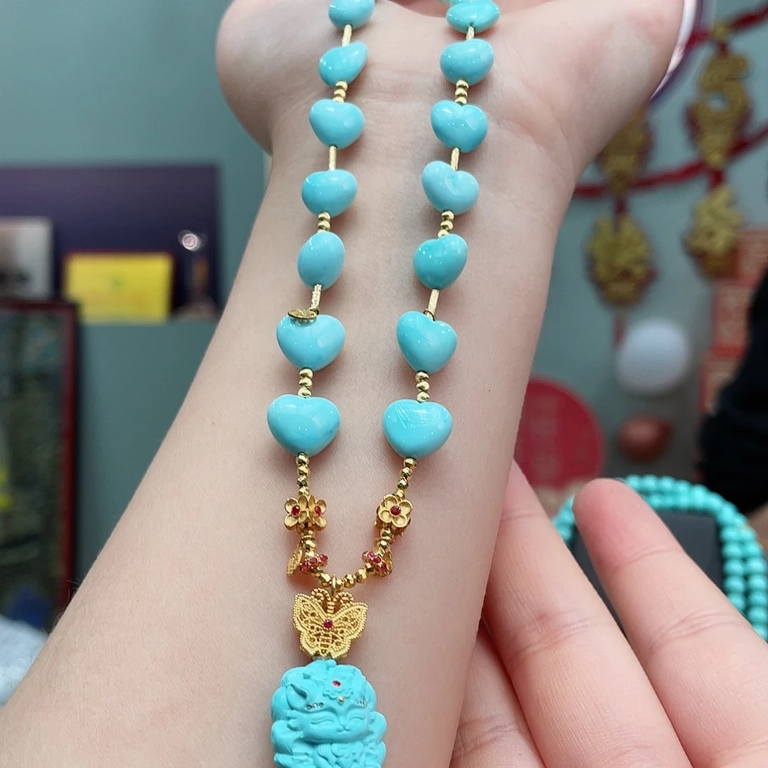 绿松石颈饰18K金镶嵌