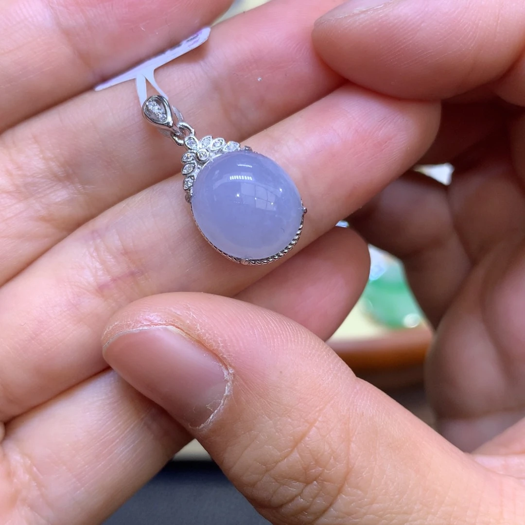 翡翠颈饰银S925镶嵌翡翠吊坠