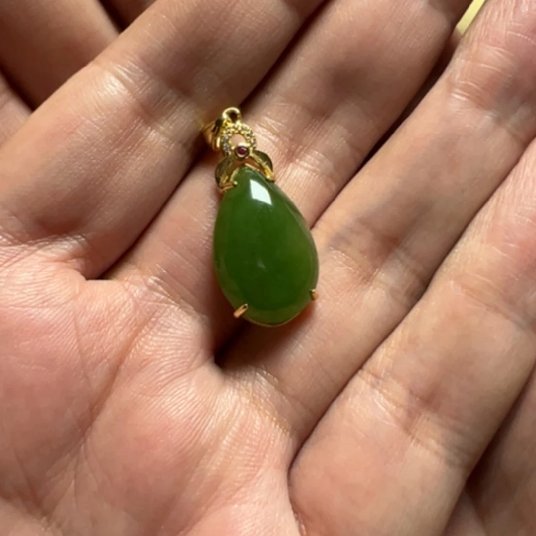 【闪购商品】颈饰银S925镶嵌和田玉（碧玉）