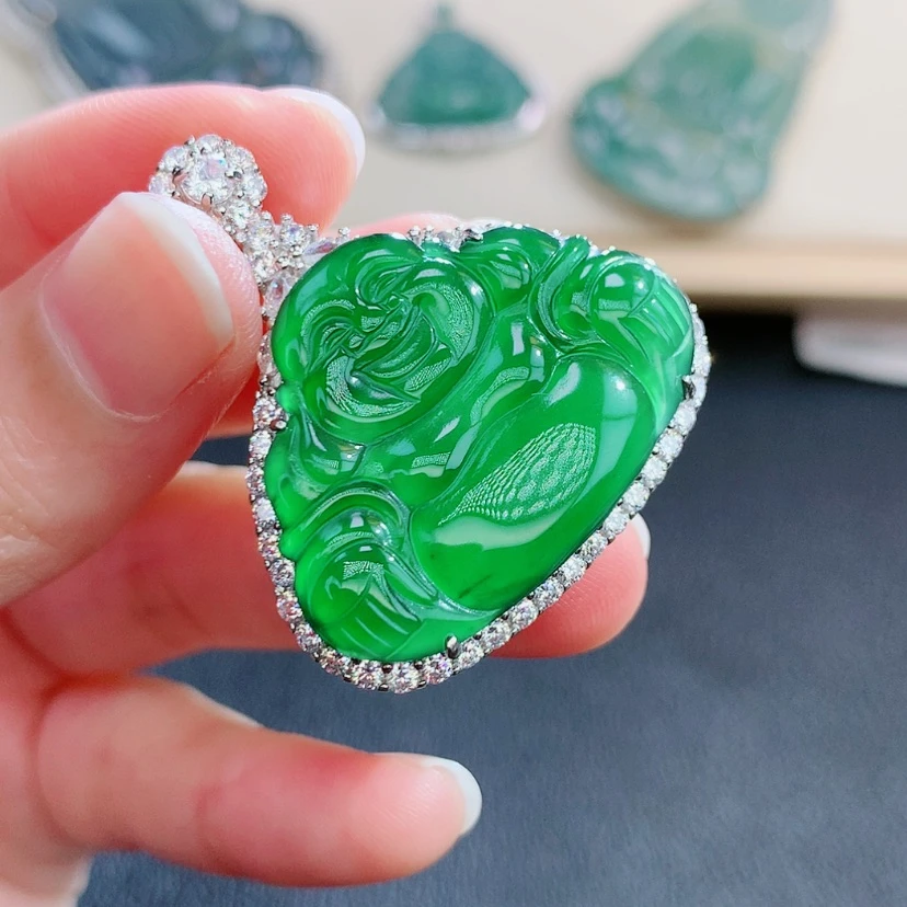 【闪购商品】翡翠颈饰银S925镶嵌翡翠