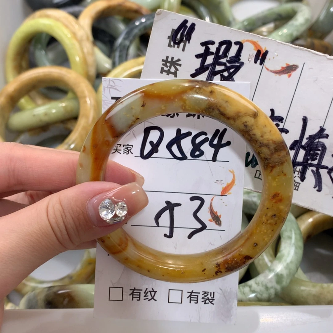 【闪购商品】未镶嵌蛇纹石玉手镯