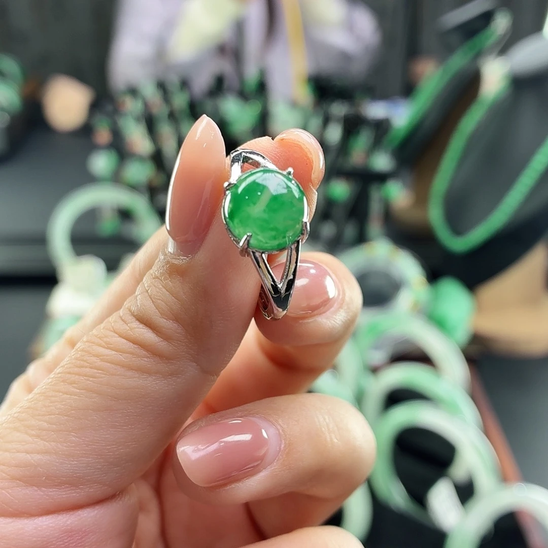 石英质玉未镶嵌戒指