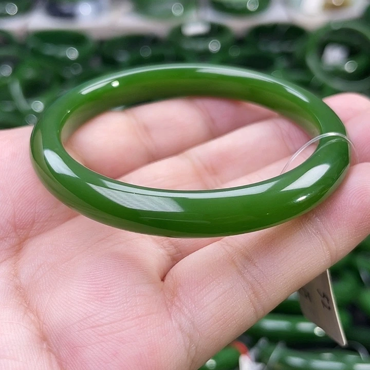 未镶嵌手镯和田玉（碧玉）