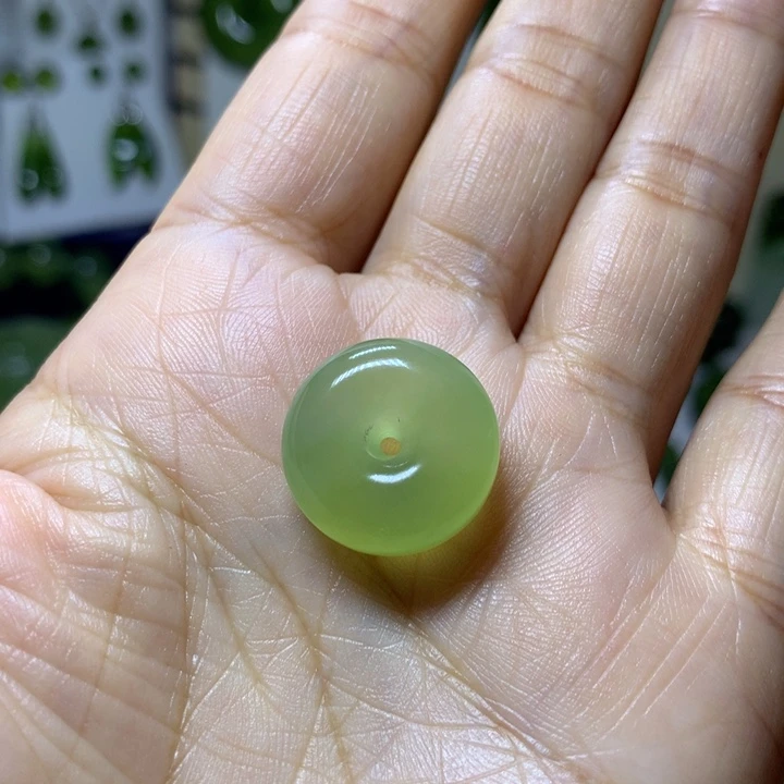 岫玉颈饰未镶嵌吊坠