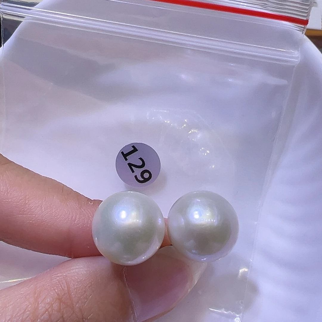 淡水珍珠银S925镶嵌耳饰