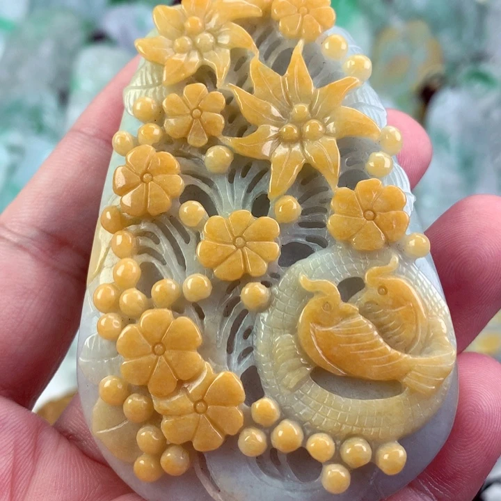 翡翠未镶嵌吊坠(不含链)