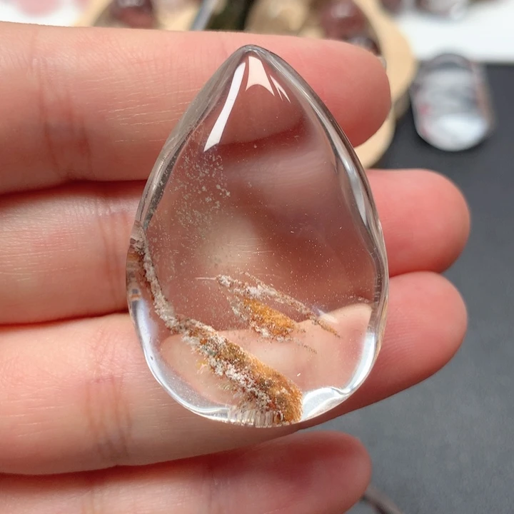 未镶嵌颈饰水晶水晶