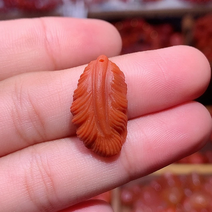 南红玛瑙未镶嵌南红羽毛